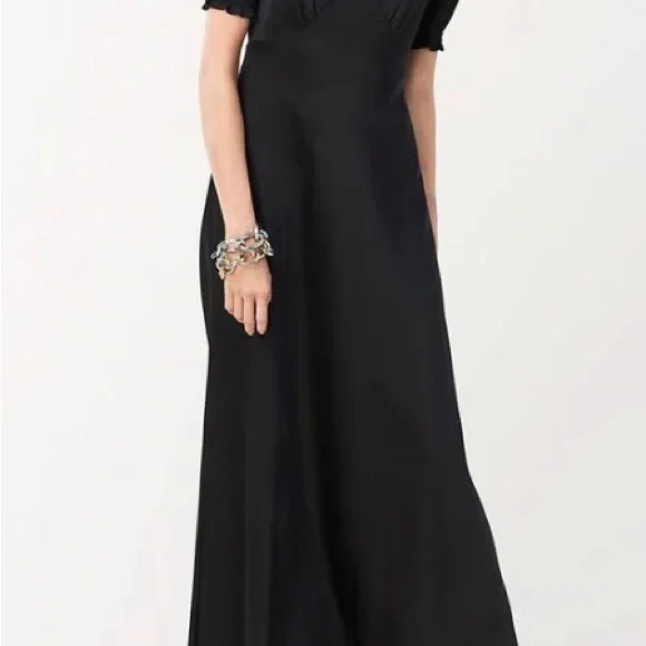 DVF soft satin Avianna maxi dress in black size 10. Perfect condition. - Picture 4 of 4